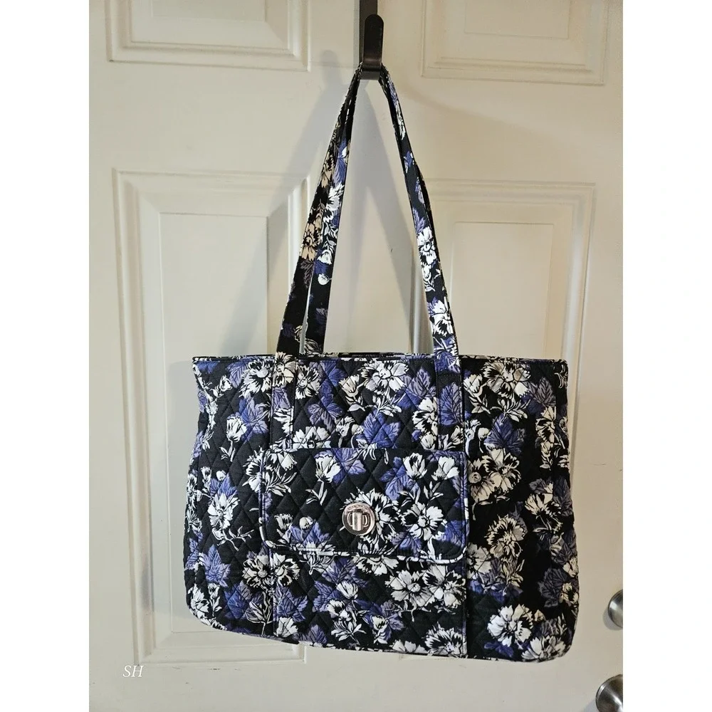 Vera Bradley Quilted Floral Tote Bag Purple Black White Turn Lock Shoulder Bag